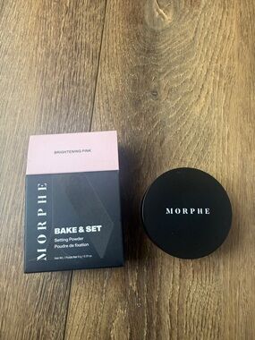 Morphe Bake & Set Brightening Pink Compact Setting Powder